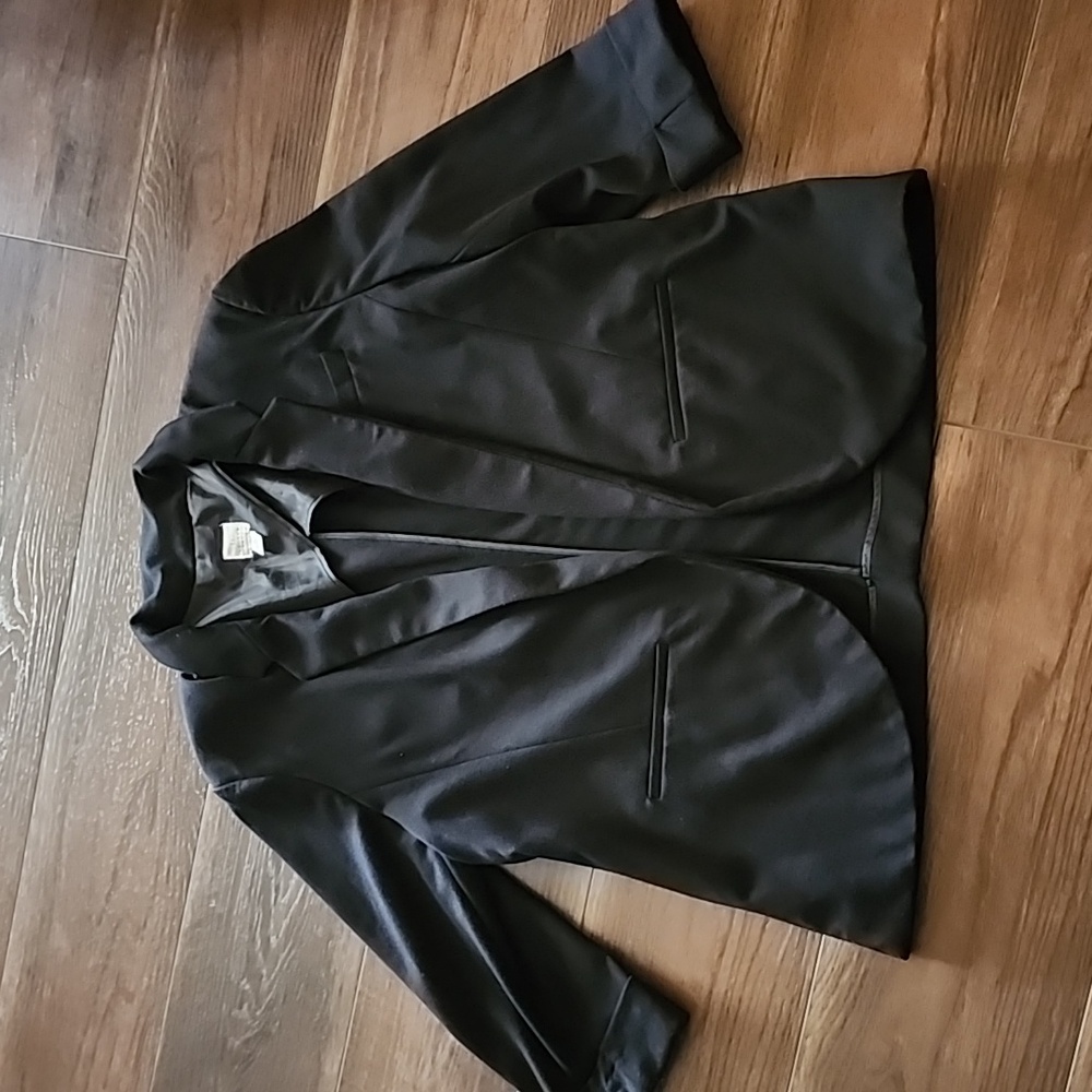 Lauren Conrad black blazer